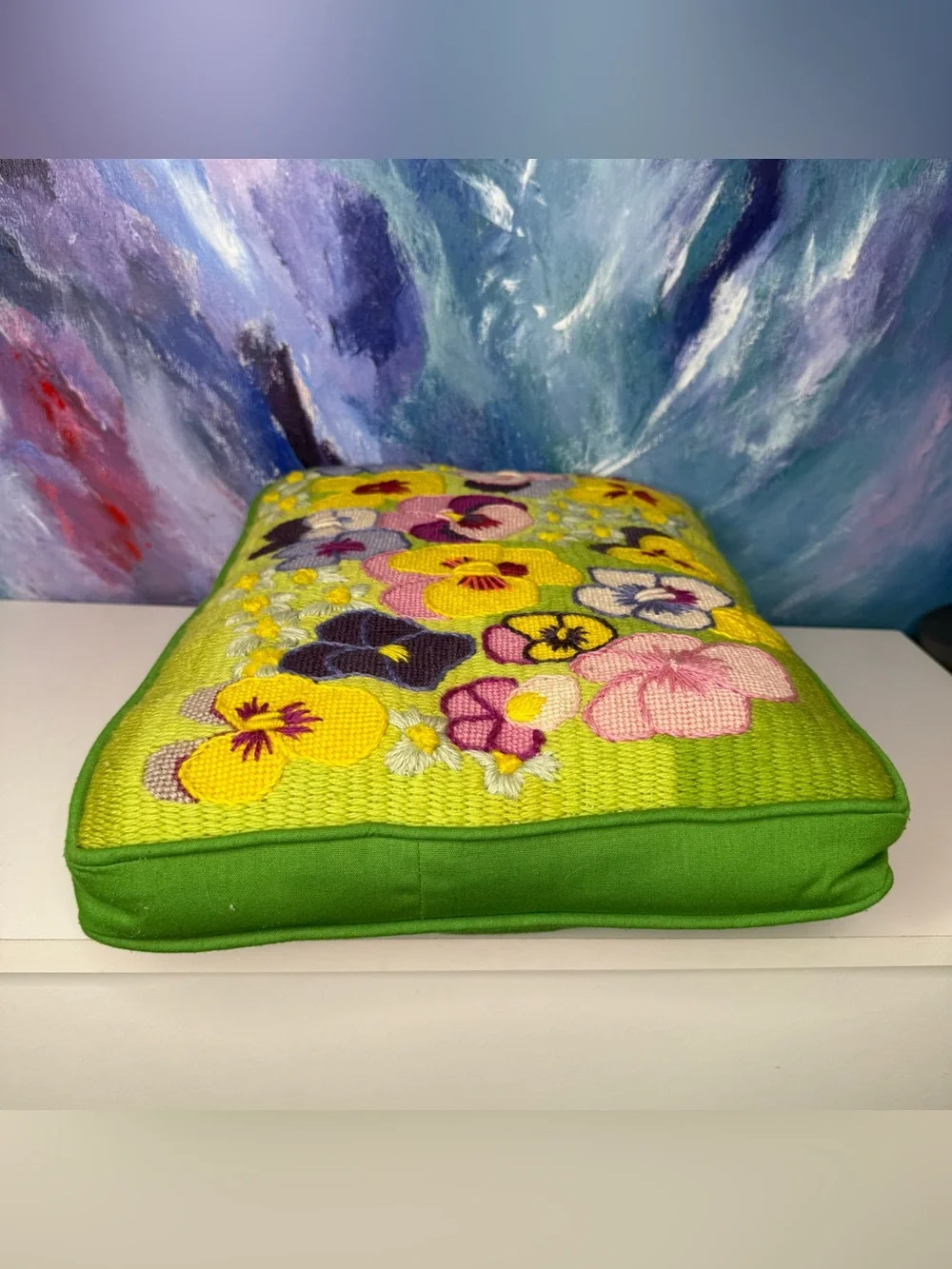 Pansy Flower Crewel Point Pillow Columbia Minerva Completed Vintage Embroidery